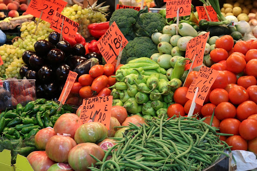 Chiêm bao thấy đi chợ với người thân có ý nghĩa gì